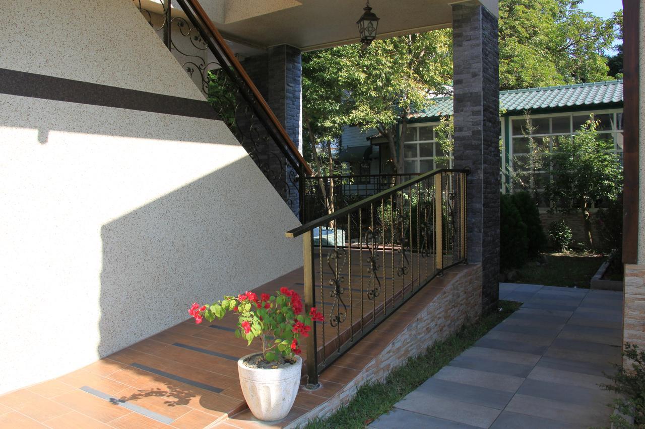 Champs Yazuh B&B Jiji Exterior foto